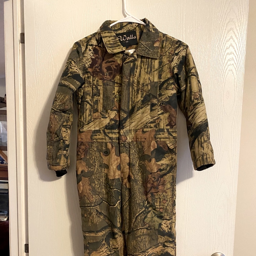 Walls boys Size 8 coveralls